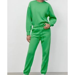 NWT green zara tracksuit